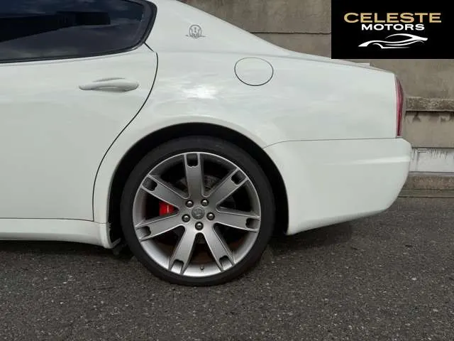 MASERATI Quattroporte 2008 — photo 2 sur 8