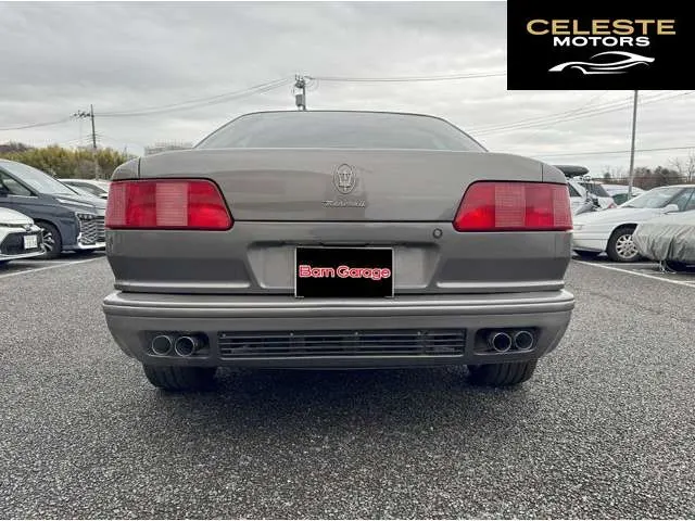 MASERATI Quattroporte 2001 — photo 2 sur 8