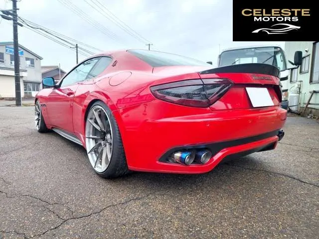 MASERATI GranTurismo 2011 — photo 5 sur 8