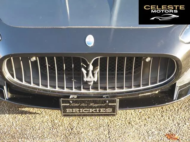 MASERATI GranCabrio 2011 — photo 5 sur 8