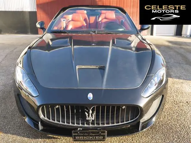 MASERATI GranCabrio 2011 — photo 6 sur 8
