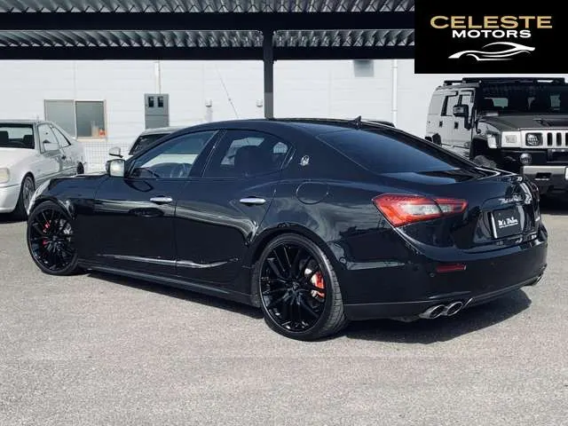 MASERATI Ghibli 2015 — photo 6 sur 8