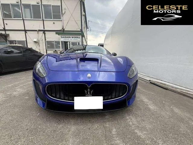 MASERATI GranCabrio 2015 — photo 4 sur 8