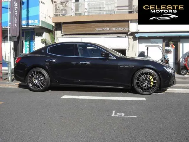 MASERATI Ghibli 2015 — photo 3 sur 8