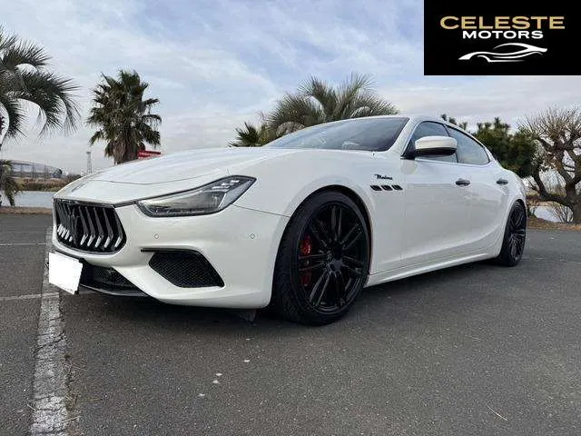 MASERATI Ghibli 2017 — photo 2 sur 8