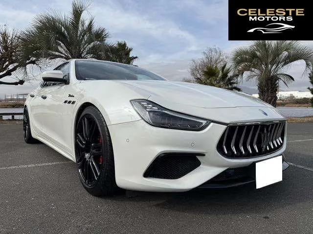 MASERATI Ghibli 2017 — photo 8 sur 8