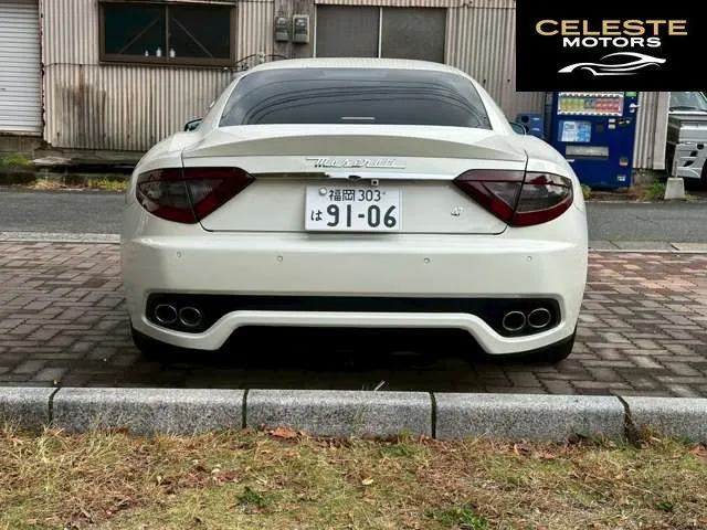 MASERATI GranTurismo 2010 — photo 1 sur 8