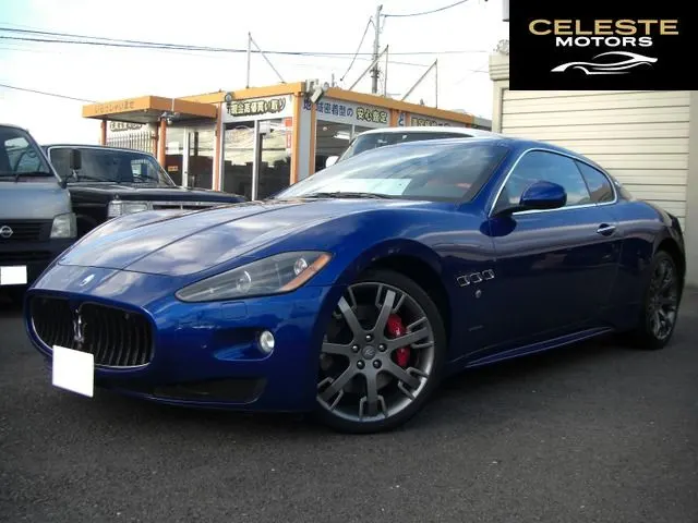MASERATI GranTurismo 2010 — photo 1