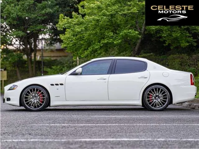 MASERATI Quattroporte 2012 — photo 7 sur 8