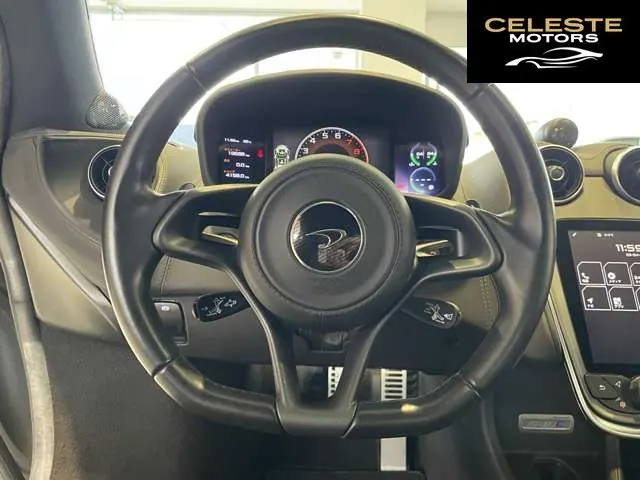 MCLAREN 540C Coupé 2017 — photo 5 sur 8