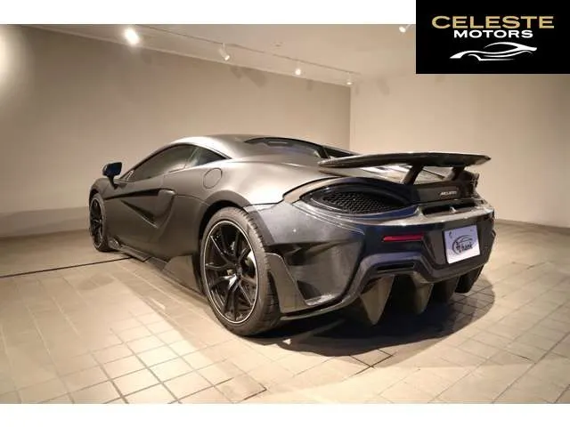 MCLAREN 540C Coupé 2017 — photo 8 sur 8