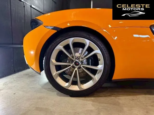 MCLAREN 540C Coupé 2016 — photo 4 sur 8