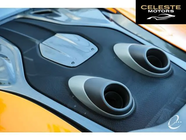 MCLAREN 600LT 2019 — photo 3 sur 8