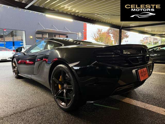 MCLAREN 650S 2015 — photo 2 sur 8