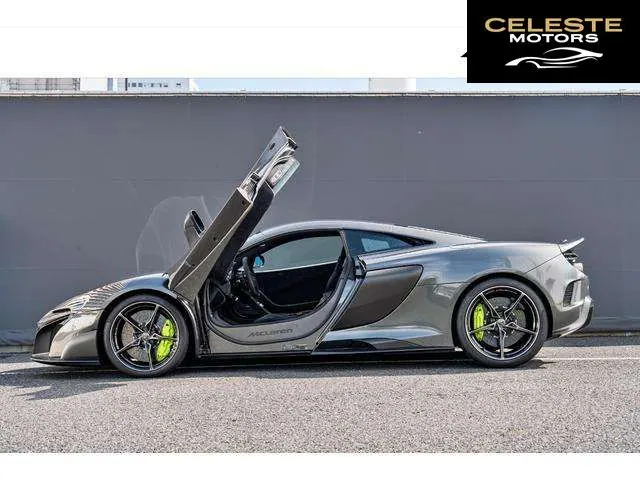 MCLAREN 675LT 2016 — photo 4 sur 8