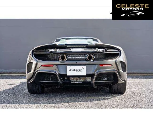 MCLAREN 675LT 2016 — photo 7 sur 8