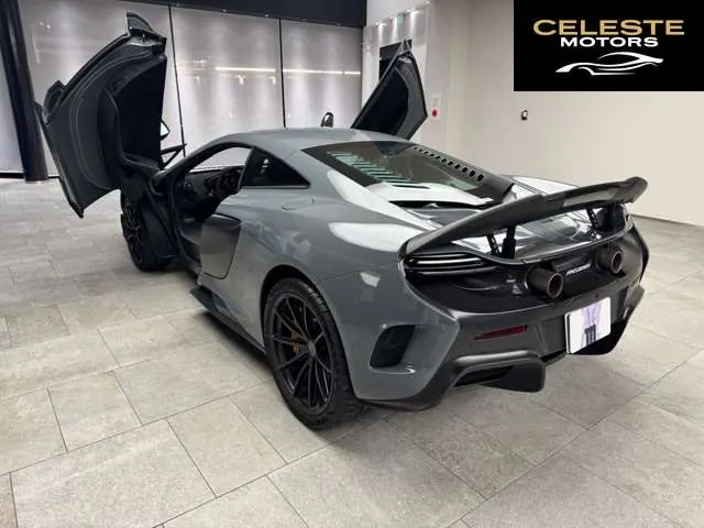 MCLAREN 675LT 2016 — photo 5 sur 8