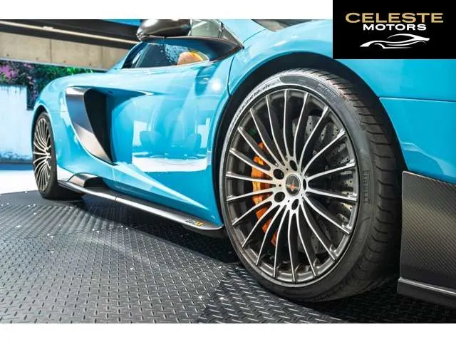 MCLAREN 675LT Spider 2016 — photo 8 sur 8