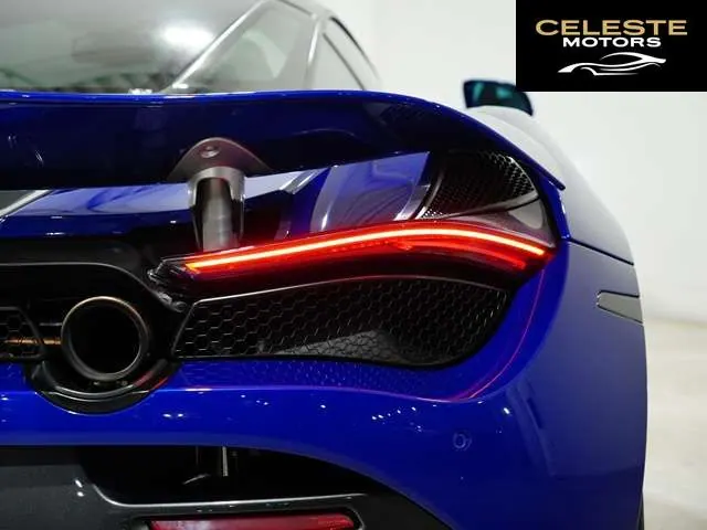 MCLAREN 720S 2019 — photo 4 sur 8