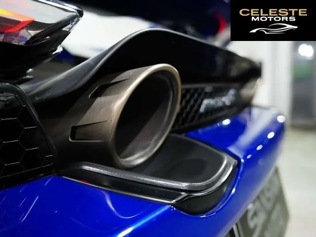 MCLAREN 720S 2019 — photo 6 sur 8