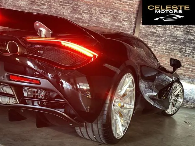 MCLAREN 720S 2019 — photo 4 sur 8