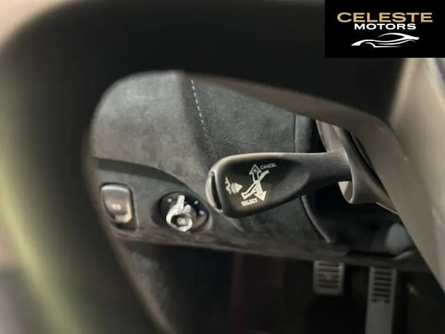 MCLAREN 720S 2018 — photo 7 sur 8