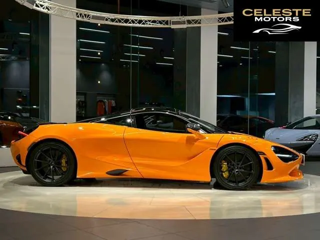 MCLAREN 750S 2025 — photo 4 sur 8