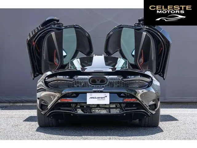MCLAREN 750S 2024 — photo 3 sur 8