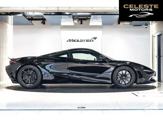 MCLAREN 750S 2024 — photo 2 sur 8