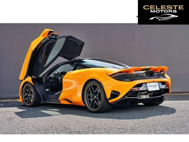 MCLAREN 750S 2025 — photo 6 sur 8