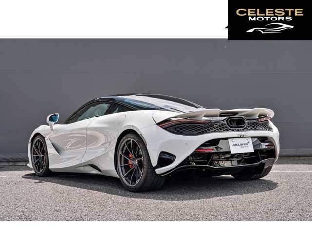 MCLAREN 750S 2024 — photo 4 sur 8