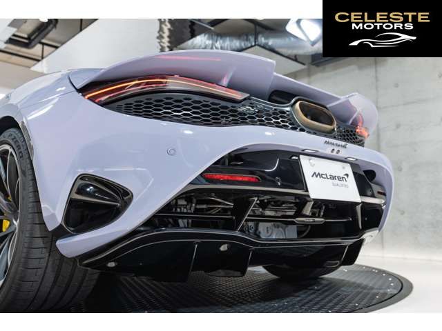 MCLAREN 750S 2024 — photo 8 sur 8