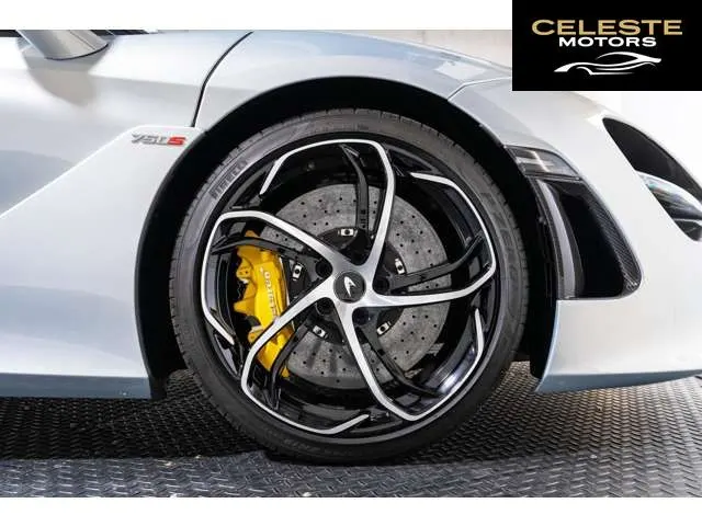 MCLAREN 750S 2024 — photo 5 sur 8