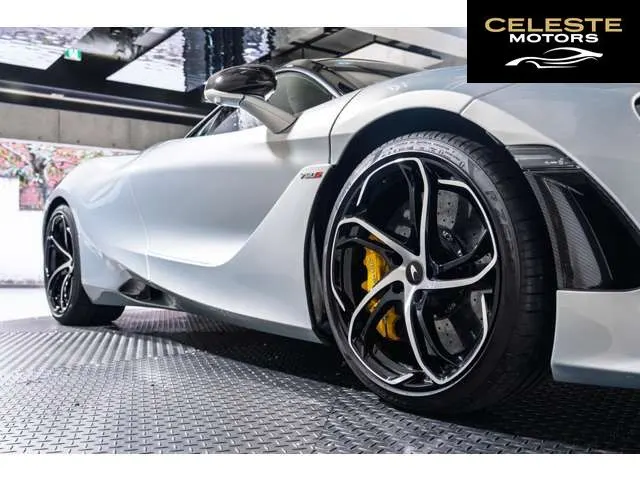 MCLAREN 750S 2024 — photo 8 sur 8