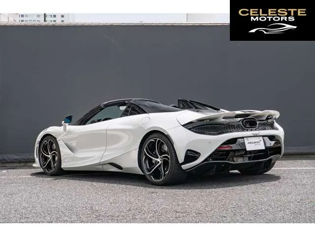 MCLAREN 750S Spider 2024 — photo 6 sur 8