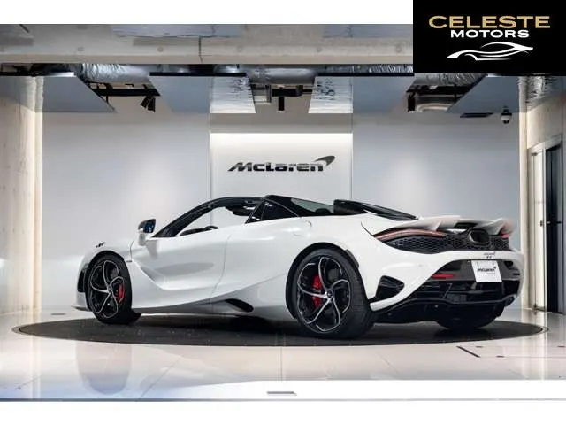MCLAREN 750S Spider 2024 — photo 2 sur 8