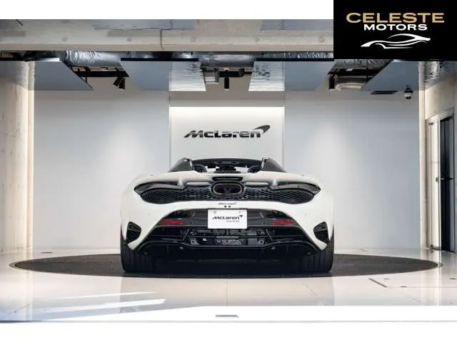 MCLAREN 750S Spider 2024 — photo 3 sur 8