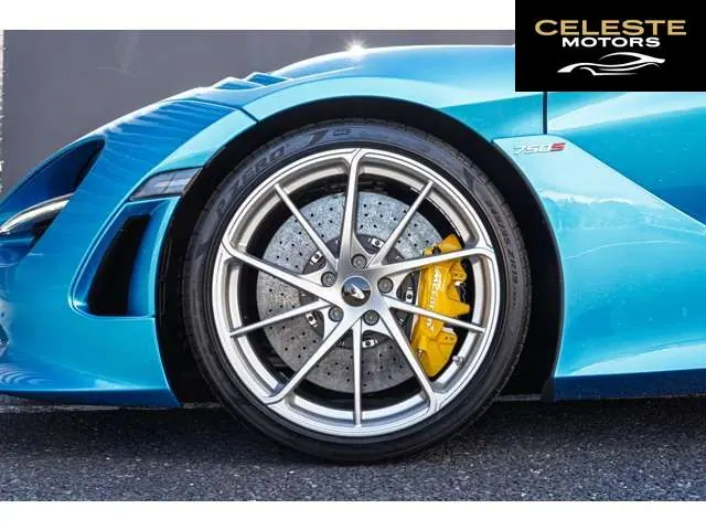 MCLAREN 750S Spider 2025 — photo 4 sur 8