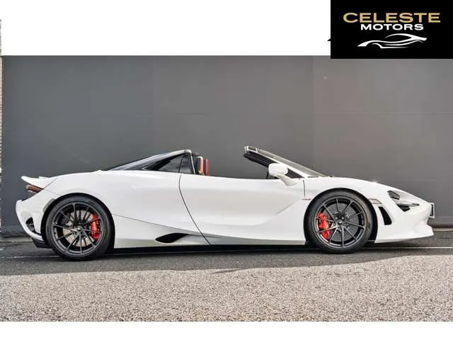 MCLAREN 750S Spider 2024 — photo 6 sur 8