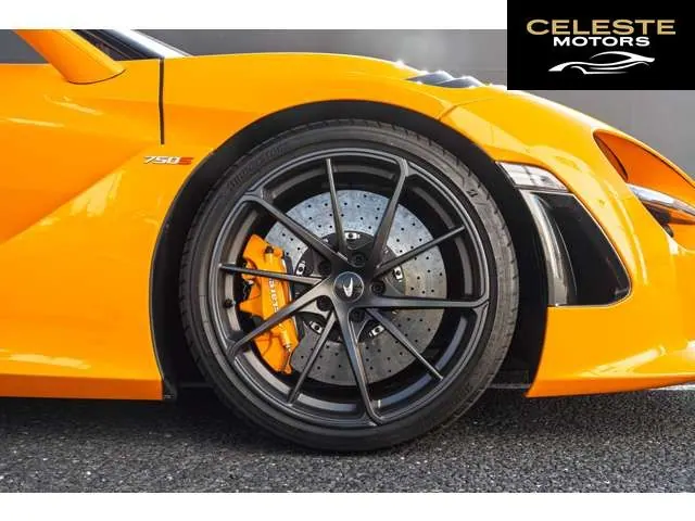 MCLAREN 750S Spider 2024 — photo 3 sur 8