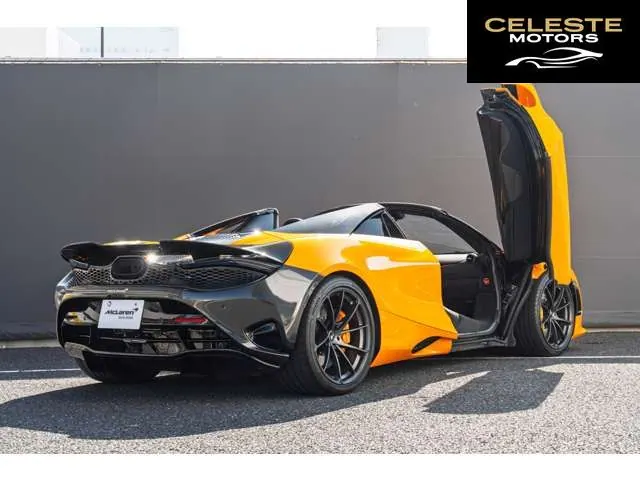 MCLAREN 750S Spider 2024 — photo 4 sur 8