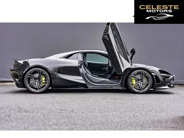 MCLAREN 750S Spider 2024 — photo 2 sur 8
