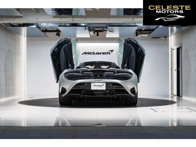 MCLAREN 750S Spider 2024 — photo 7 sur 8