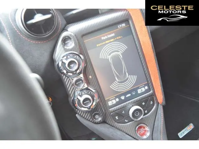 MCLAREN 765LT 2021 — photo 8 sur 8
