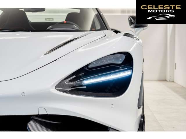 MCLAREN 765LT Spider 2022 — photo 2 sur 8