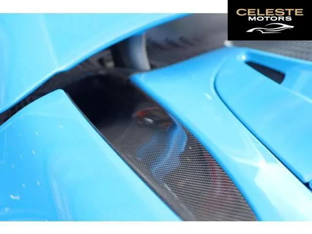 MCLAREN 765LT Spider 2022 — photo 7 sur 8