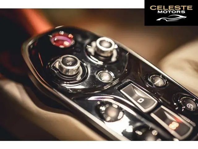 MCLAREN GT 2020 — photo 6 sur 8