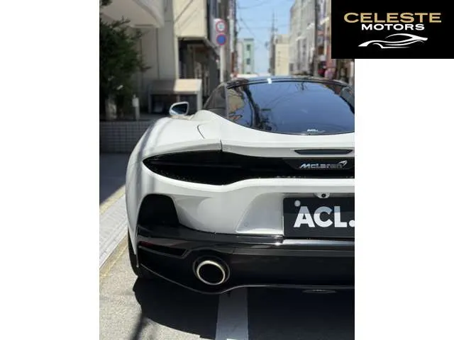 MCLAREN GT 2020 — photo 6 sur 8