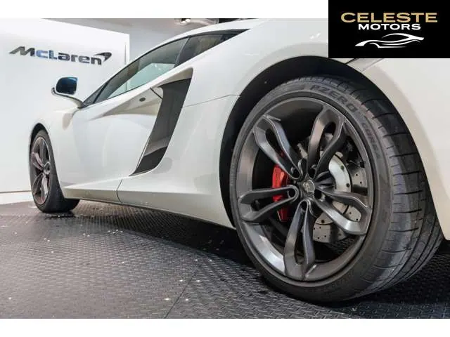 MCLAREN MP4-12C 2014 — photo 4 sur 8