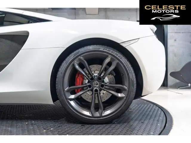 MCLAREN MP4-12C 2014 — photo 7 sur 8